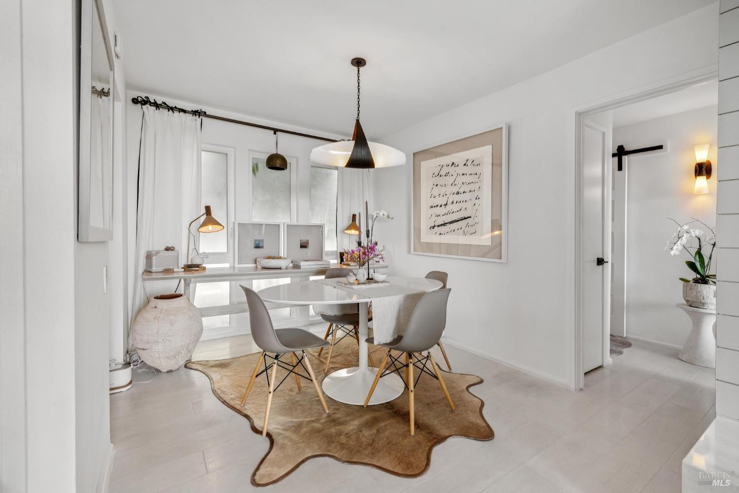 Detail Gallery Image 11 of 27 For 45 Harbor Oak Dr #14,  Tiburon,  CA 94920 - 1 Beds | 1 Baths