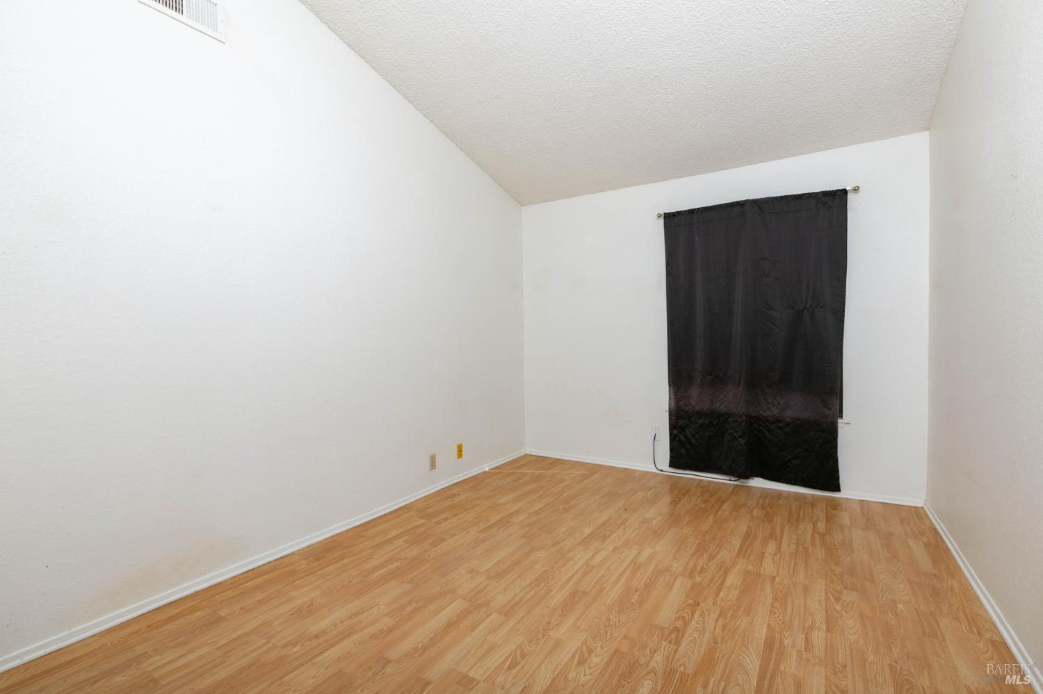 Detail Gallery Image 17 of 20 For 44609 Grove Ln, Lancaster,  CA 93534 - 3 Beds | 2 Baths