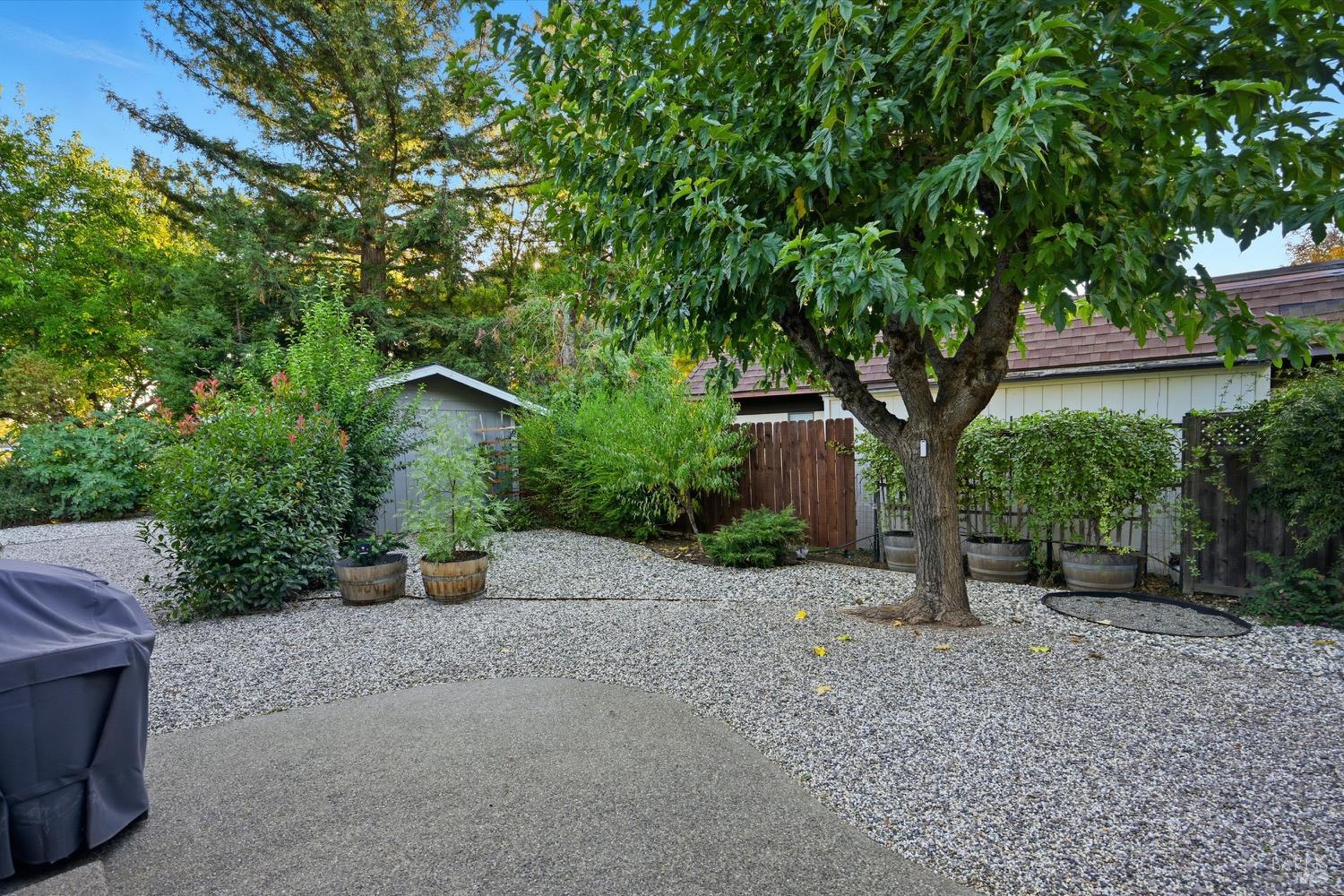 Detail Gallery Image 25 of 44 For 19453 Mountain Mdws, Hidden Valley Lake,  CA 95467 - 3 Beds | 2 Baths