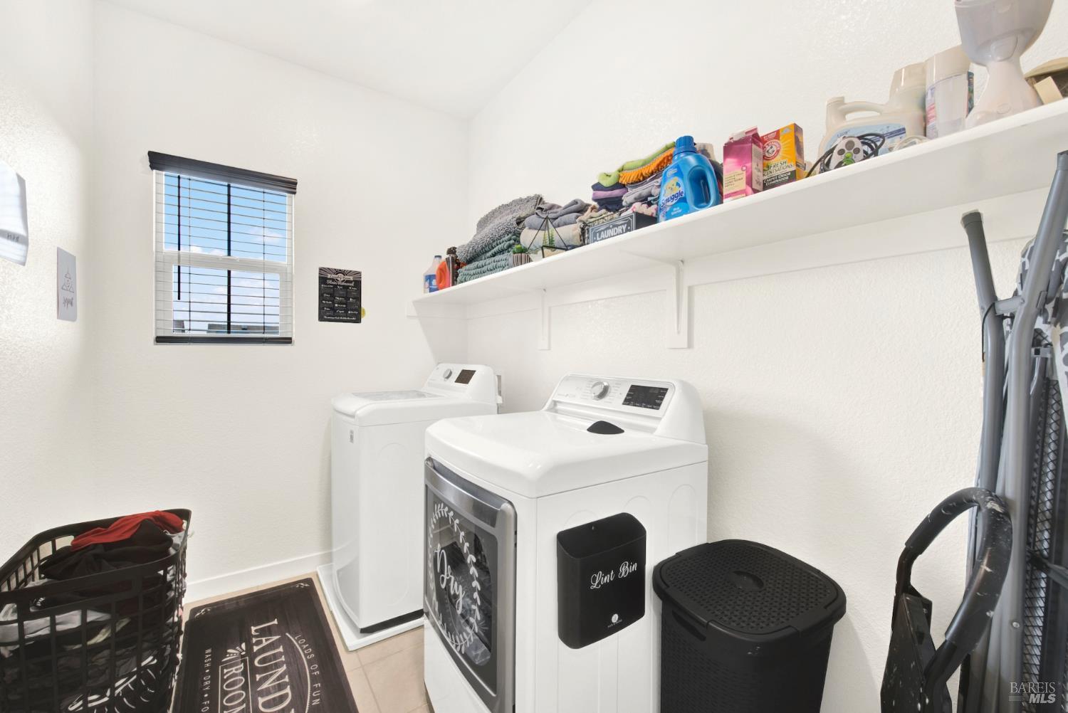 Detail Gallery Image 32 of 46 For 1100 Davidson Ct, Dixon,  CA 95620 - 4 Beds | 3 Baths