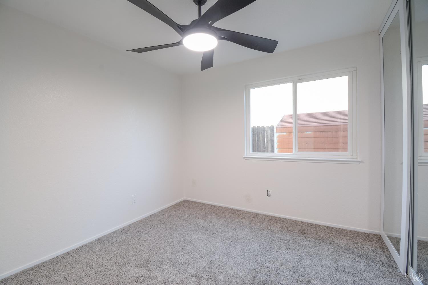 Detail Gallery Image 22 of 38 For 1314 Lois Ln, Suisun City,  CA 94585 - 4 Beds | 2 Baths