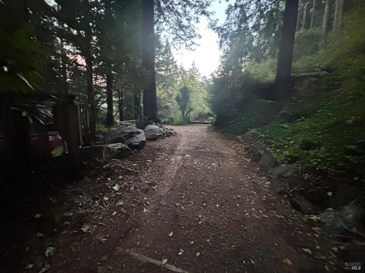 Detail Gallery Image 62 of 77 For 11 Huckleberry Hts, Cazadero,  CA 95421 - 2 Beds | 3 Baths