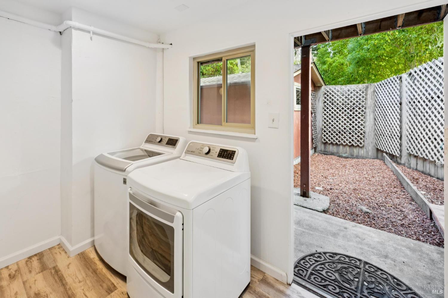 Detail Gallery Image 59 of 62 For 362 Pine Hill Rd, Mill Valley,  CA 94941 - 3 Beds | 2 Baths