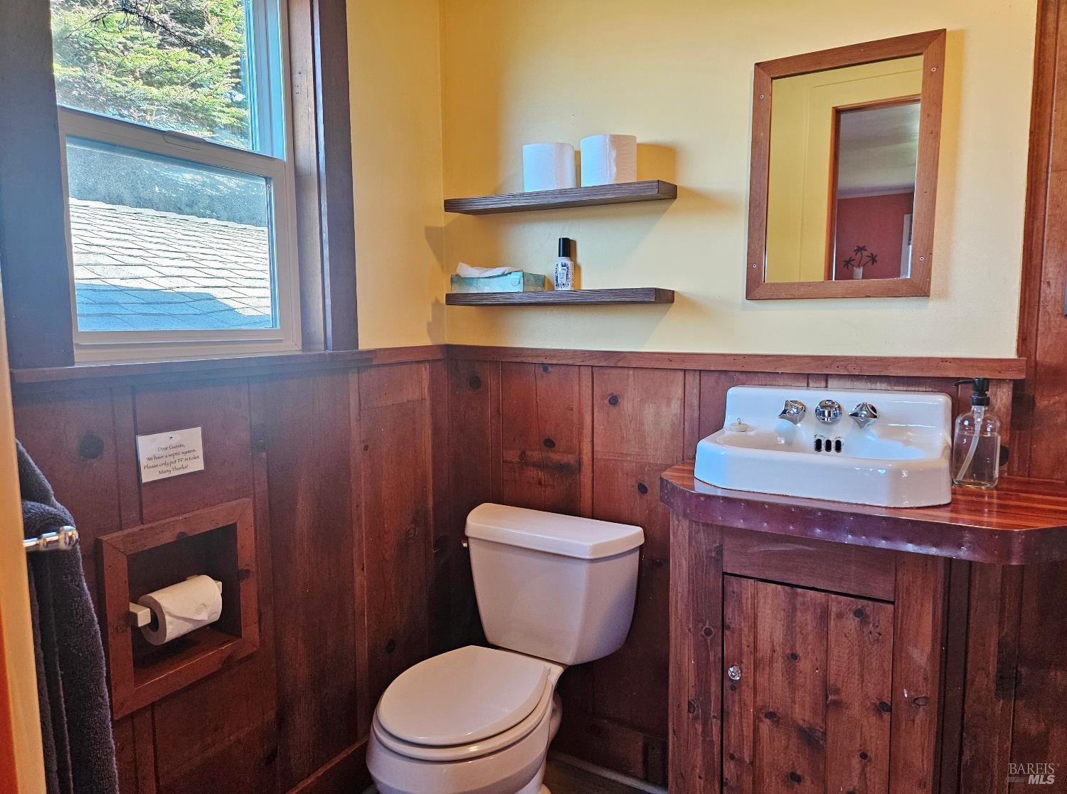 Detail Gallery Image 22 of 33 For 2935 Alleen Ave, Bodega Bay,  CA 94923 - 2 Beds | 1 Baths