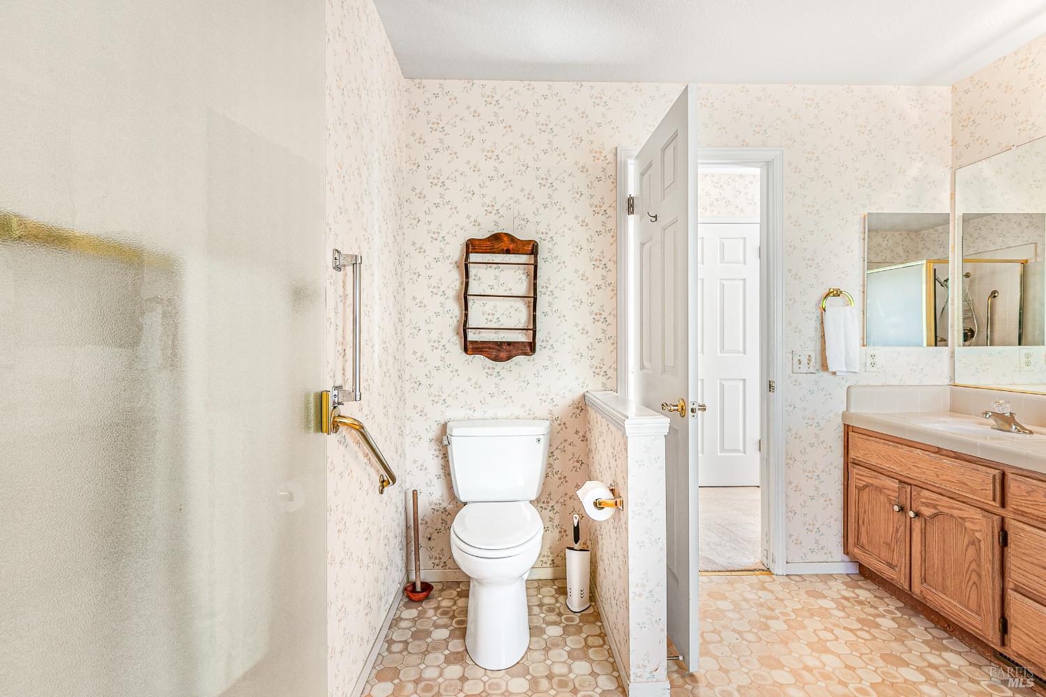 Detail Gallery Image 29 of 56 For 240 Silver Creek Cir, Santa Rosa,  CA 95409 - 3 Beds | 2 Baths