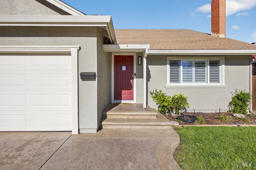 Detail Gallery Image 4 of 62 For 2321 Channing Pl, Fairfield,  CA 94533 - 4 Beds | 2 Baths