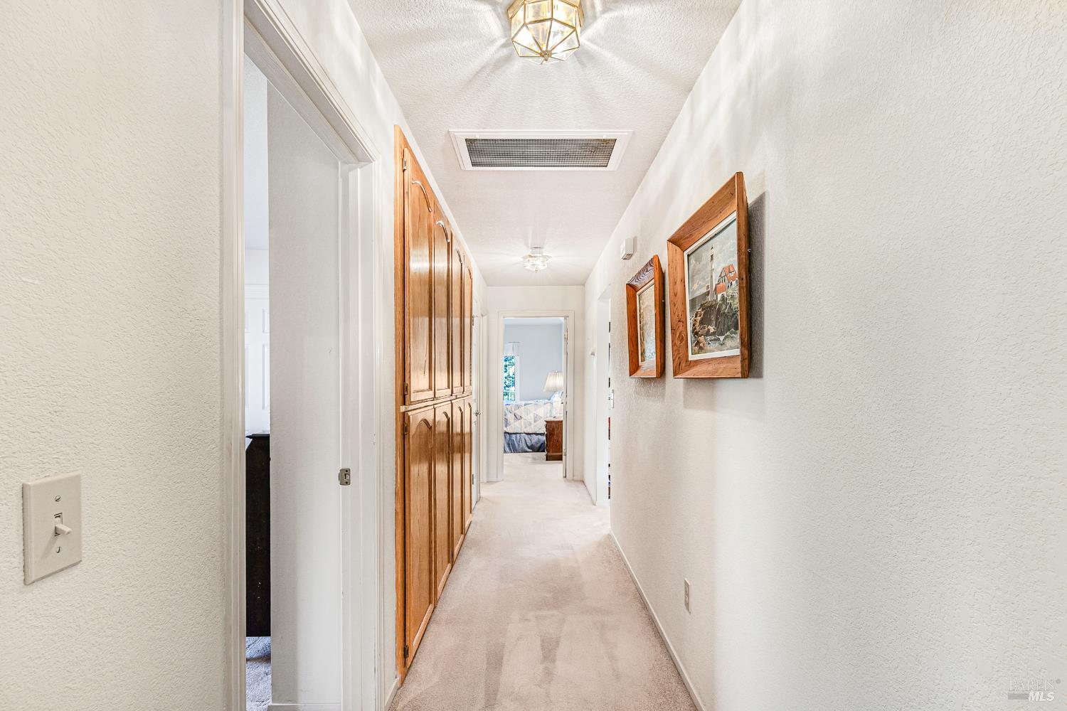 Detail Gallery Image 30 of 56 For 240 Silver Creek Cir, Santa Rosa,  CA 95409 - 3 Beds | 2 Baths