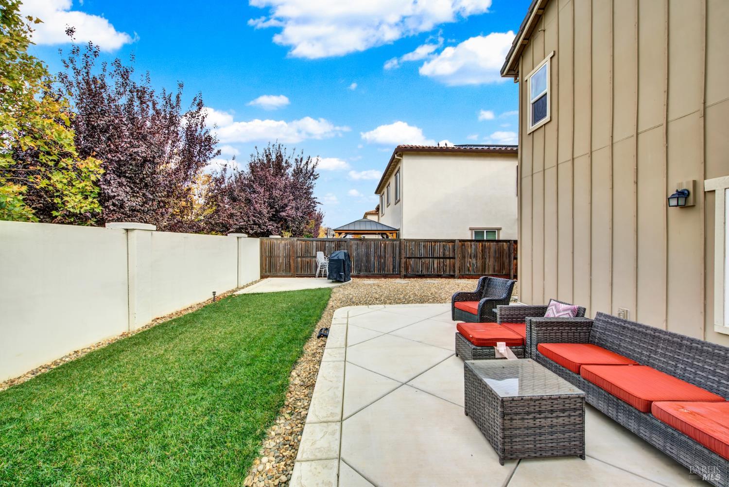 Detail Gallery Image 34 of 46 For 1100 Davidson Ct, Dixon,  CA 95620 - 4 Beds | 3 Baths