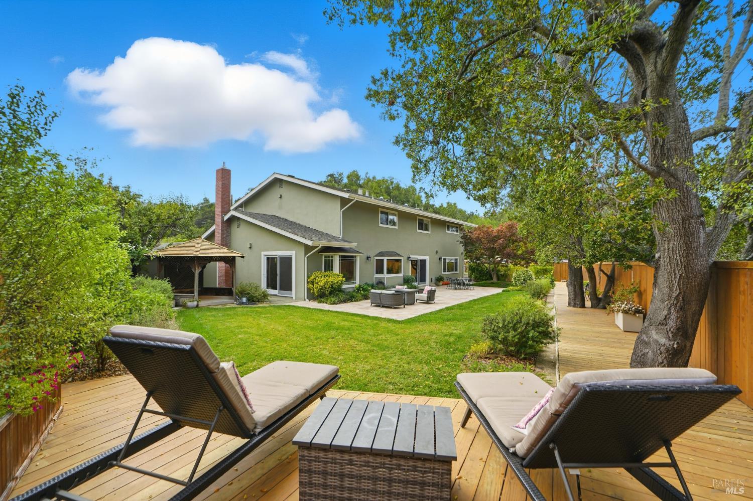 Detail Gallery Image 13 of 40 For 26 Brassie Ct, Novato,  CA 94949 - 5 Beds | 3/1 Baths