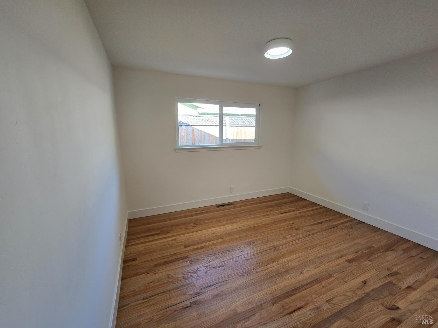 Detail Gallery Image 22 of 31 For 19 Unionstone Dr, San Rafael,  CA 94903 - 3 Beds | 2 Baths