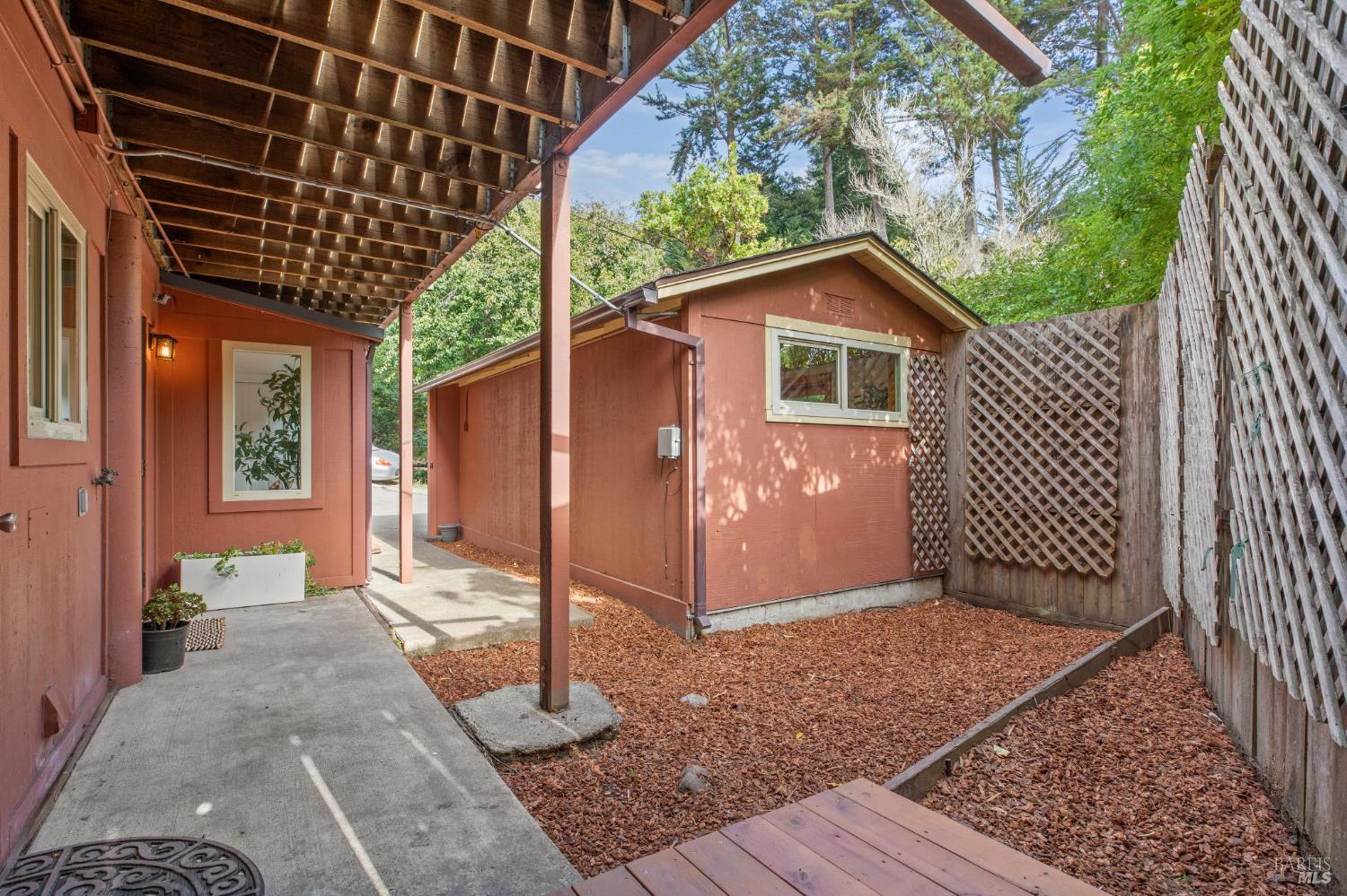 Detail Gallery Image 60 of 62 For 362 Pine Hill Rd, Mill Valley,  CA 94941 - 3 Beds | 2 Baths