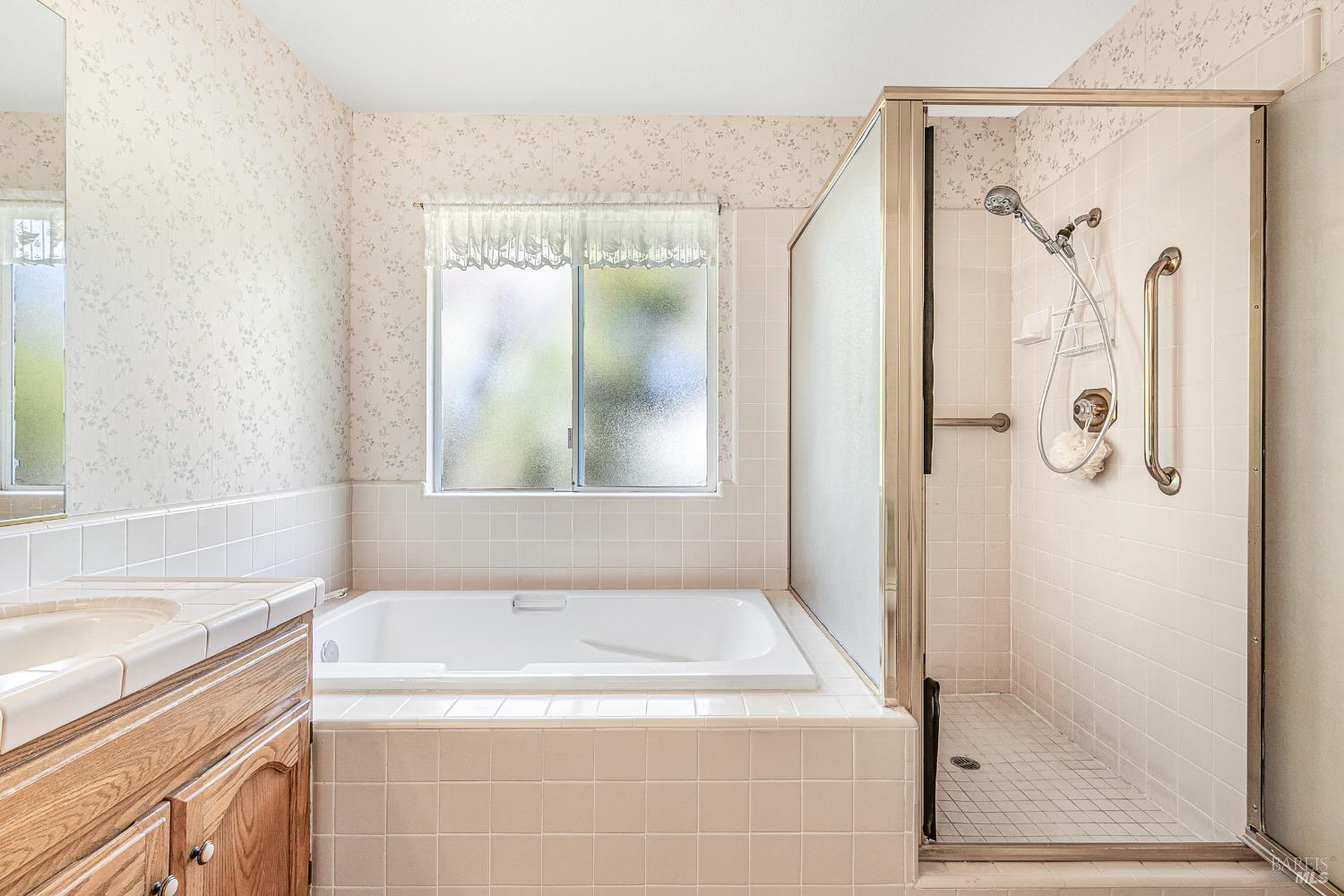 Detail Gallery Image 28 of 56 For 240 Silver Creek Cir, Santa Rosa,  CA 95409 - 3 Beds | 2 Baths