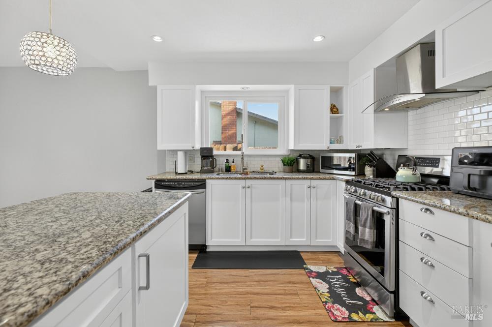 Detail Gallery Image 13 of 62 For 2321 Channing Pl, Fairfield,  CA 94533 - 4 Beds | 2 Baths