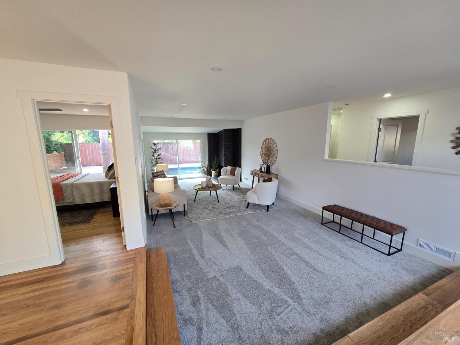 Detail Gallery Image 7 of 31 For 19 Unionstone Dr, San Rafael,  CA 94903 - 3 Beds | 2 Baths