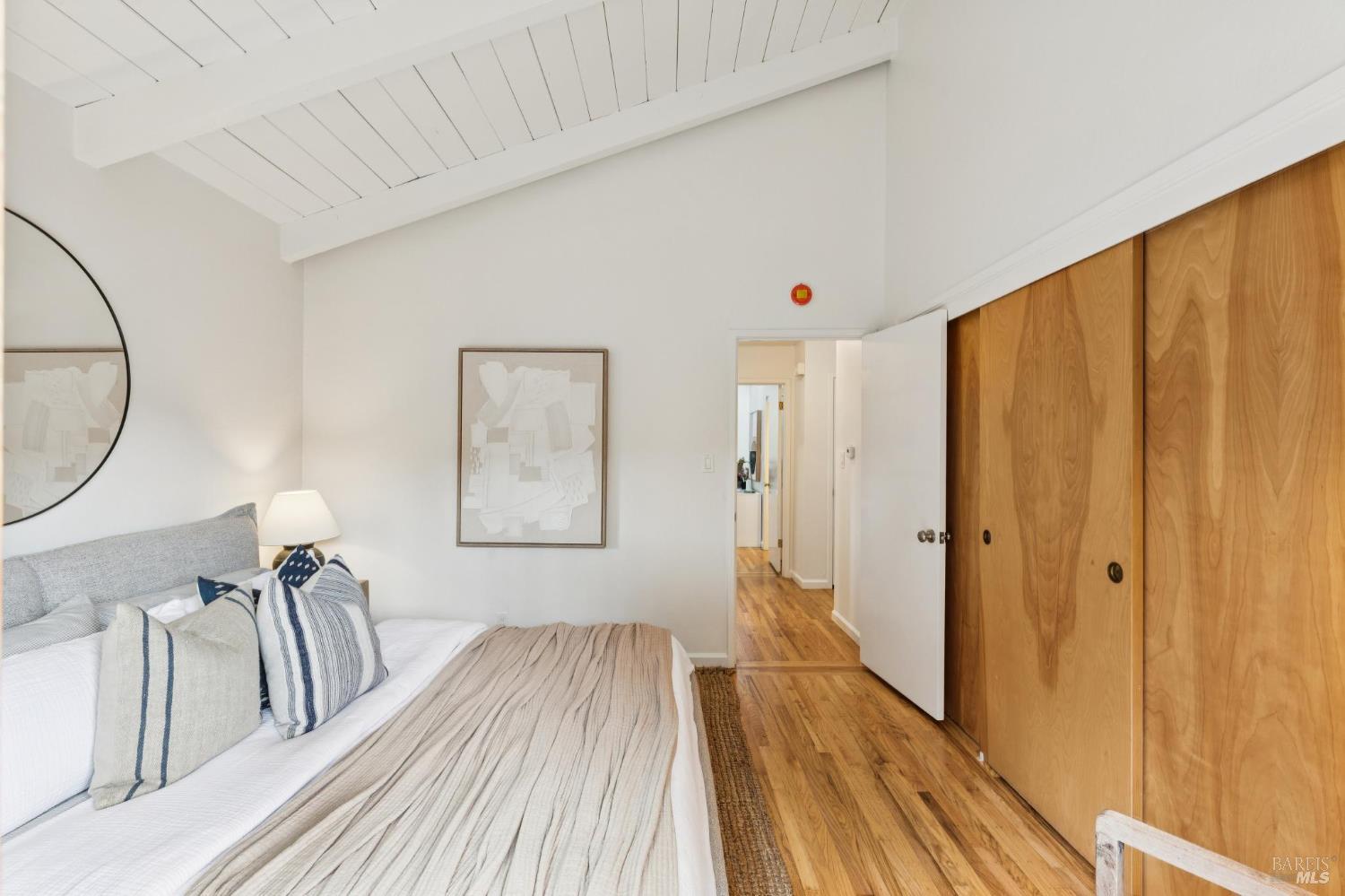 Detail Gallery Image 25 of 62 For 362 Pine Hill Rd, Mill Valley,  CA 94941 - 3 Beds | 2 Baths