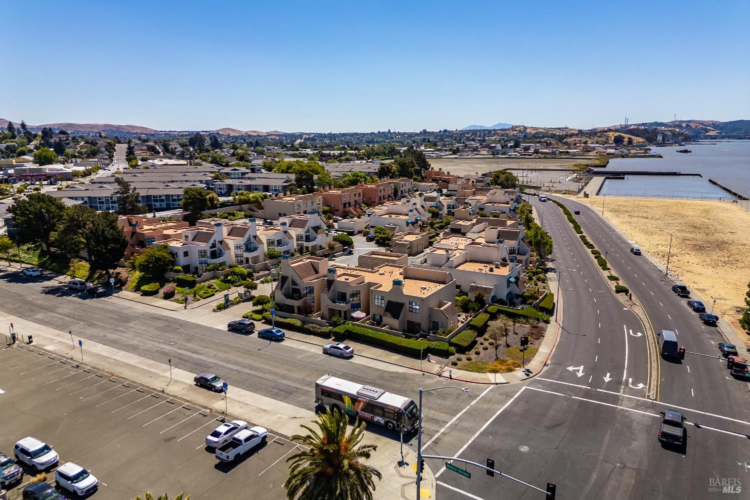 Detail Gallery Image 45 of 56 For 171 Nantucket Ln, Vallejo,  CA 94590 - 1 Beds | 1 Baths