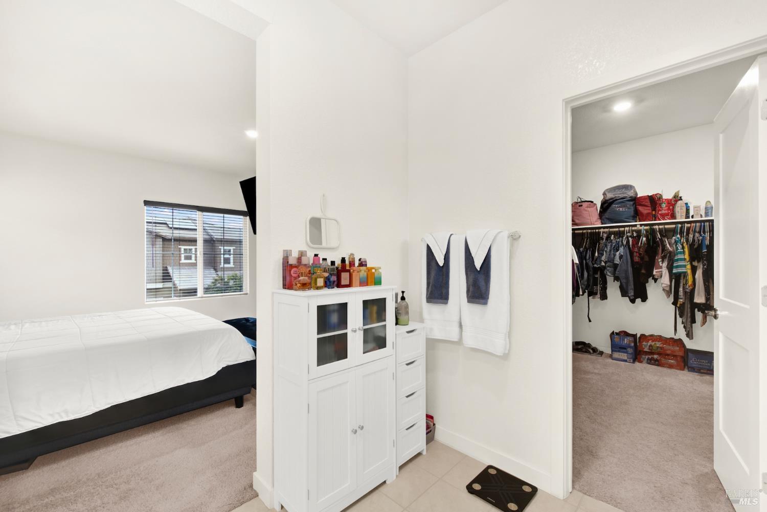 Detail Gallery Image 26 of 46 For 1100 Davidson Ct, Dixon,  CA 95620 - 4 Beds | 3 Baths