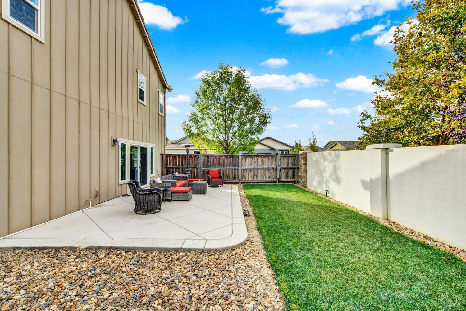 Detail Gallery Image 36 of 46 For 1100 Davidson Ct, Dixon,  CA 95620 - 4 Beds | 3 Baths