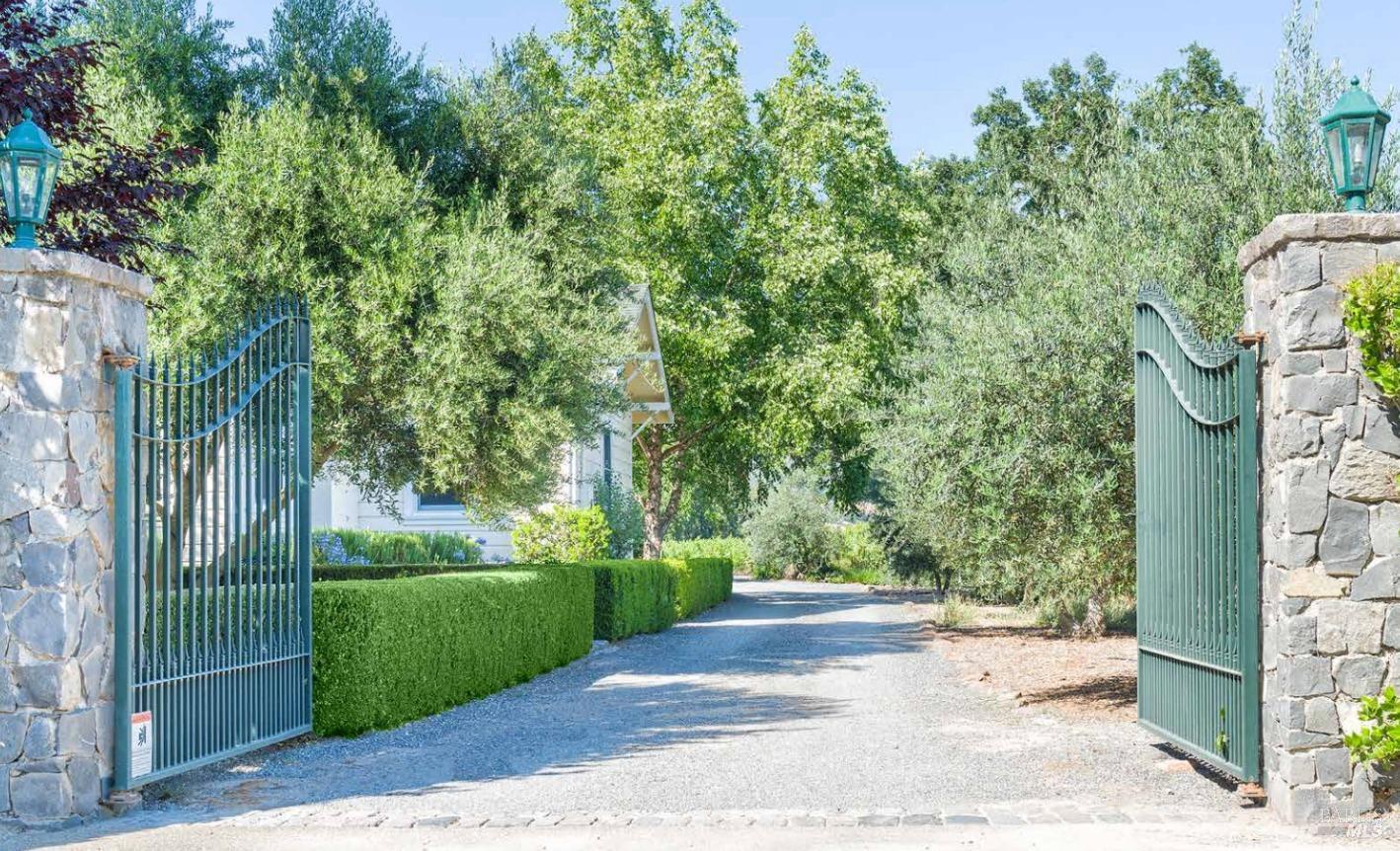 Detail Gallery Image 12 of 39 For 5566 Highway 128 Unkn, Geyserville,  CA 95441 - 3 Beds | 2 Baths