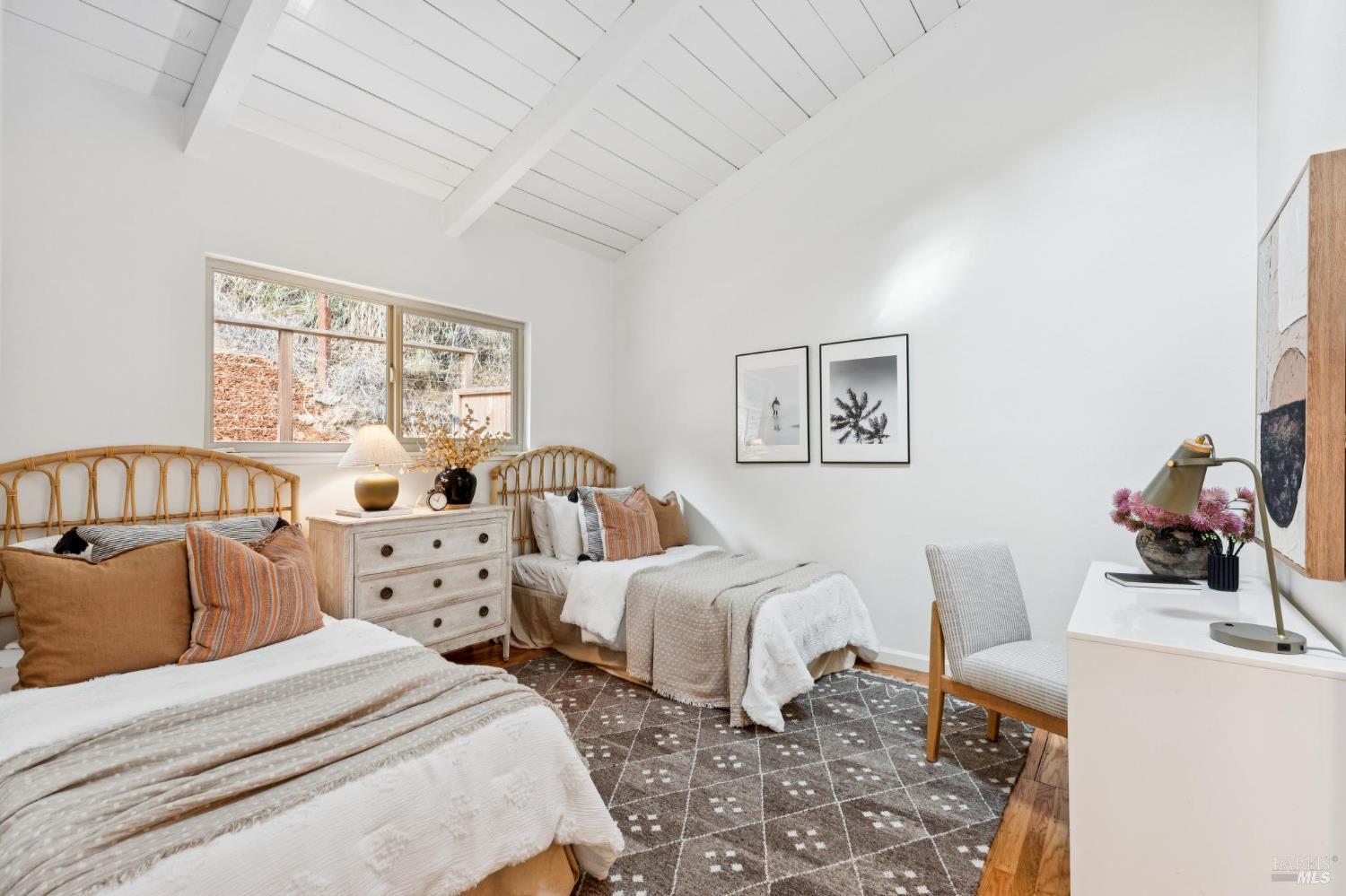 Detail Gallery Image 26 of 62 For 362 Pine Hill Rd, Mill Valley,  CA 94941 - 3 Beds | 2 Baths