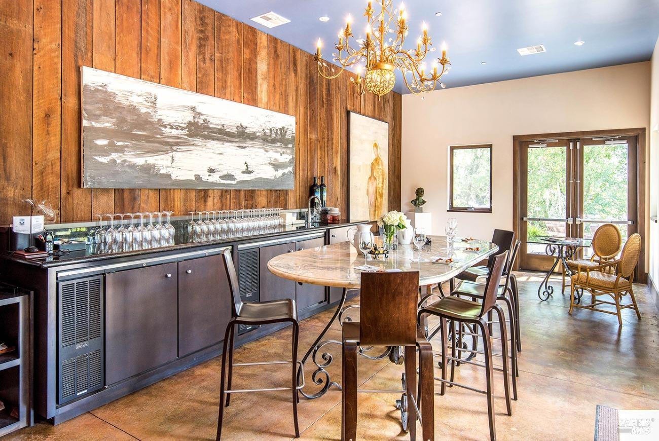 Detail Gallery Image 8 of 39 For 5566 Highway 128 Unkn, Geyserville,  CA 95441 - 3 Beds | 2 Baths