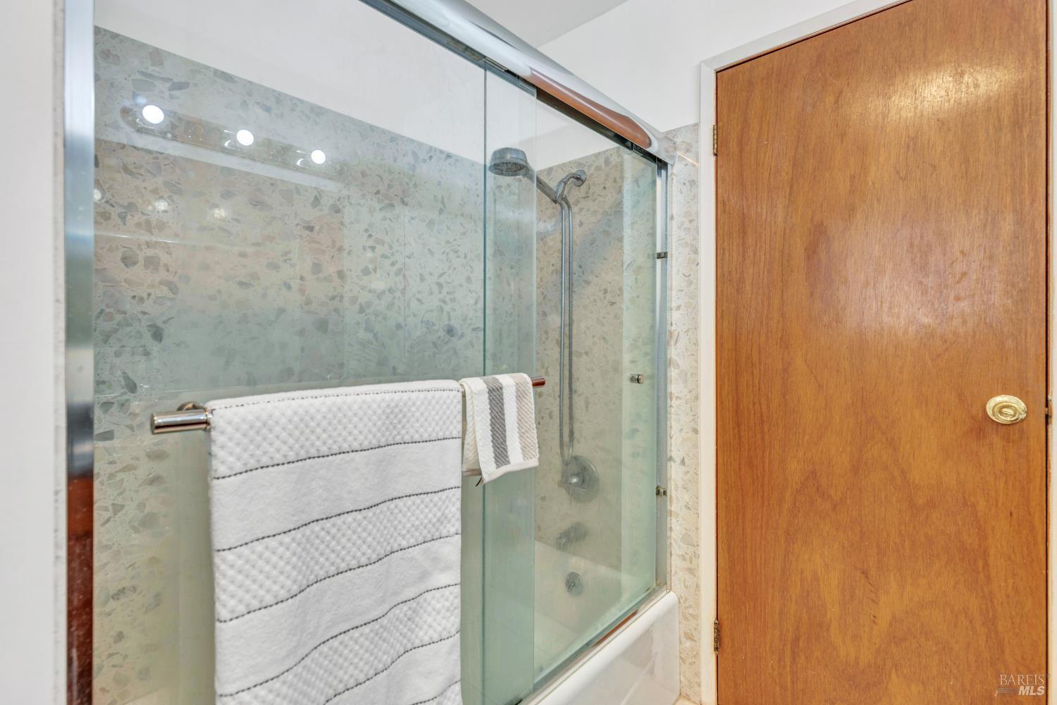 Detail Gallery Image 16 of 24 For 129 S 35th St, Richmond,  CA 94804 - 3 Beds | 1/1 Baths