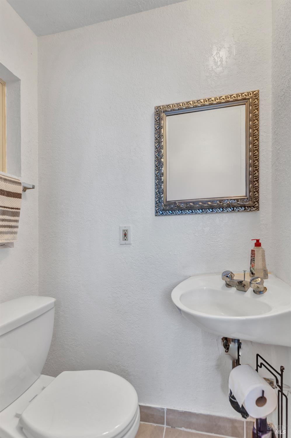 Detail Gallery Image 21 of 24 For 129 S 35th St, Richmond,  CA 94804 - 3 Beds | 1/1 Baths