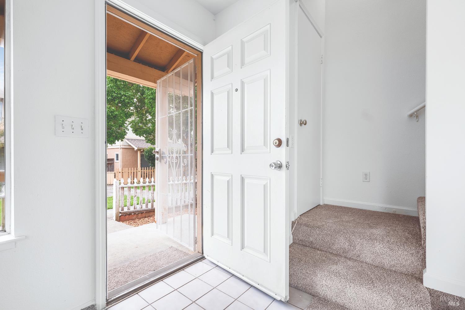 Detail Gallery Image 5 of 30 For 12 Alana Way, Cloverdale,  CA 95425 - 3 Beds | 1/1 Baths