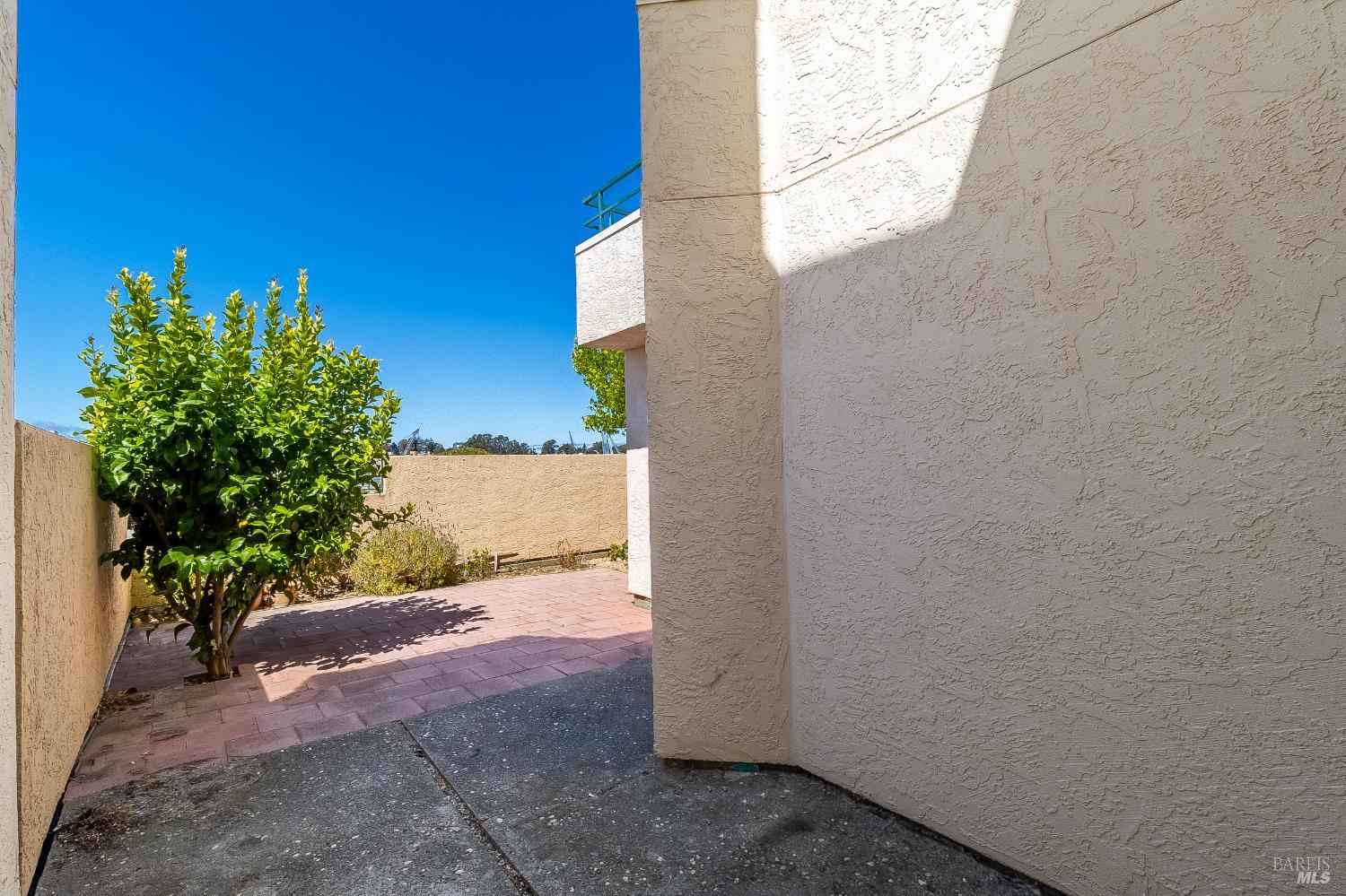 Detail Gallery Image 28 of 56 For 171 Nantucket Ln, Vallejo,  CA 94590 - 1 Beds | 1 Baths