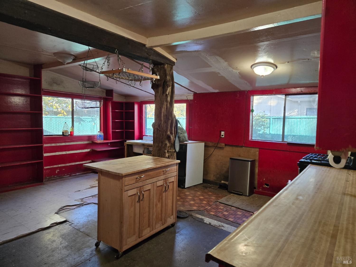 Detail Gallery Image 19 of 23 For 454 Della Ave, Willits,  CA 95490 - 3 Beds | 1/1 Baths