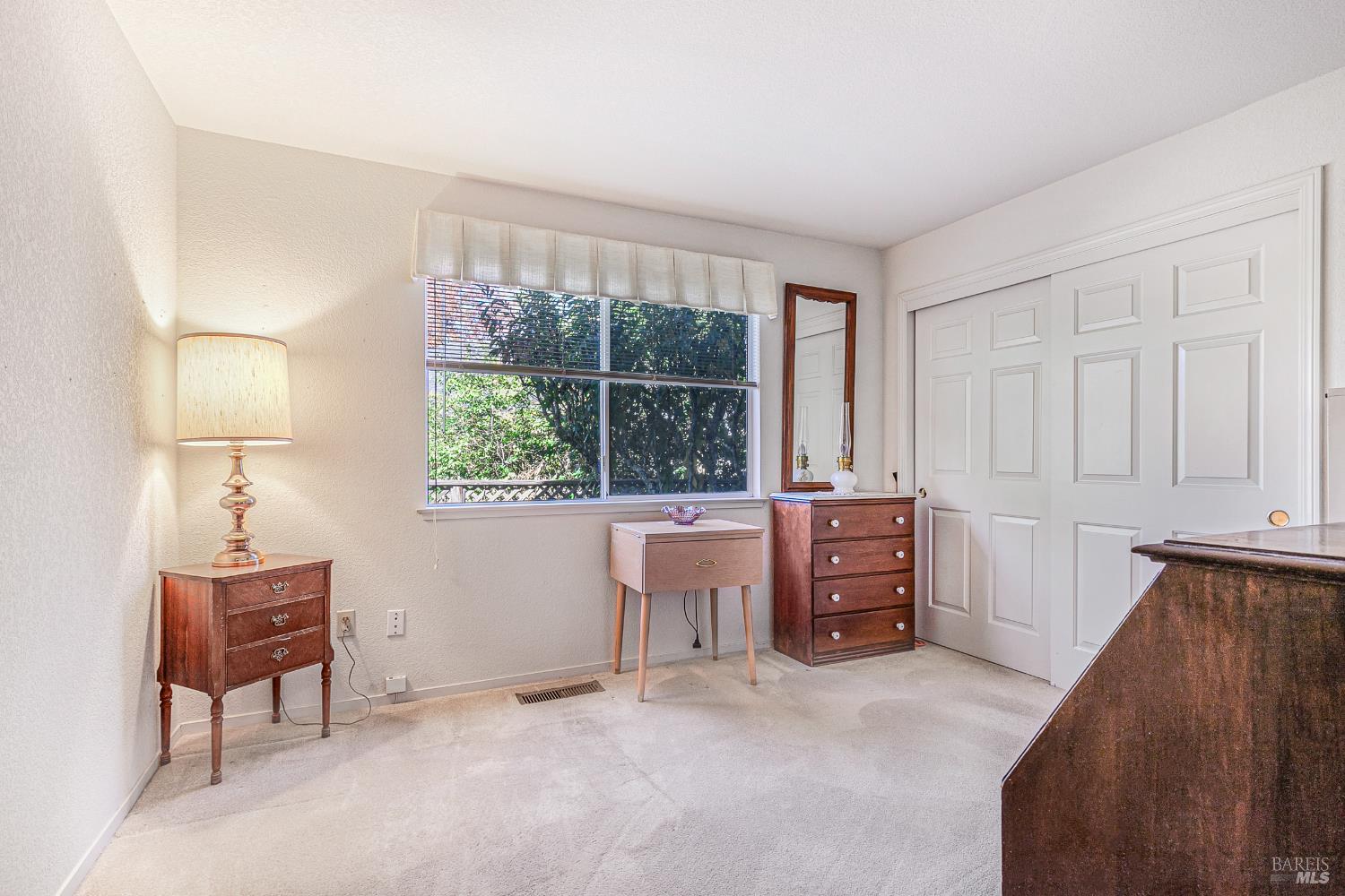 Detail Gallery Image 31 of 56 For 240 Silver Creek Cir, Santa Rosa,  CA 95409 - 3 Beds | 2 Baths