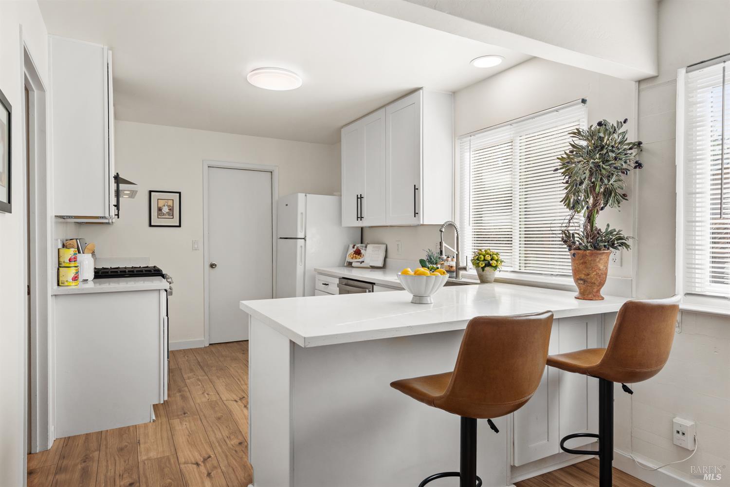 Detail Gallery Image 10 of 35 For 4127 Siskiyou Ave, Santa Rosa,  CA 95405 - 3 Beds | 2 Baths