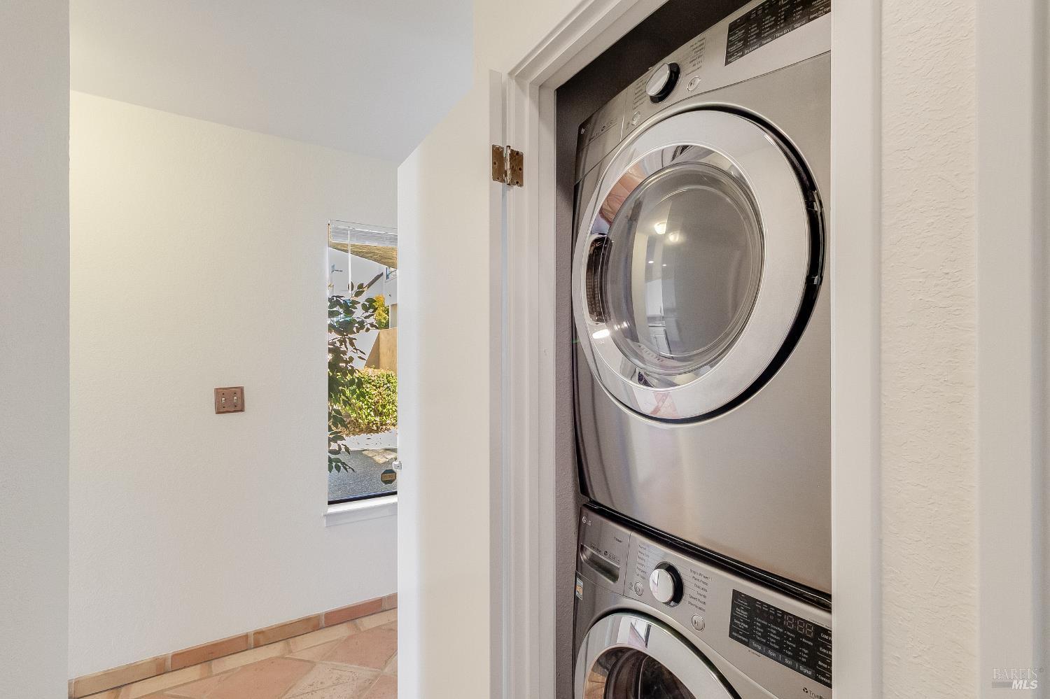 Detail Gallery Image 22 of 56 For 171 Nantucket Ln, Vallejo,  CA 94590 - 1 Beds | 1 Baths