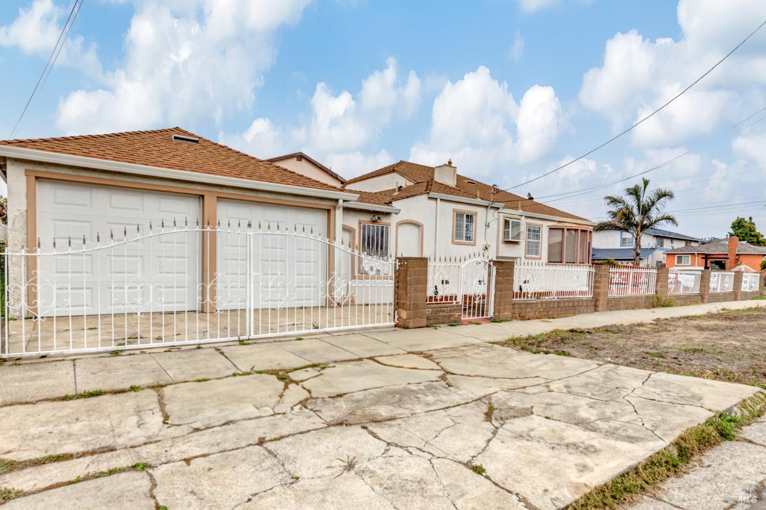 Detail Gallery Image 23 of 24 For 129 S 35th St, Richmond,  CA 94804 - 3 Beds | 1/1 Baths