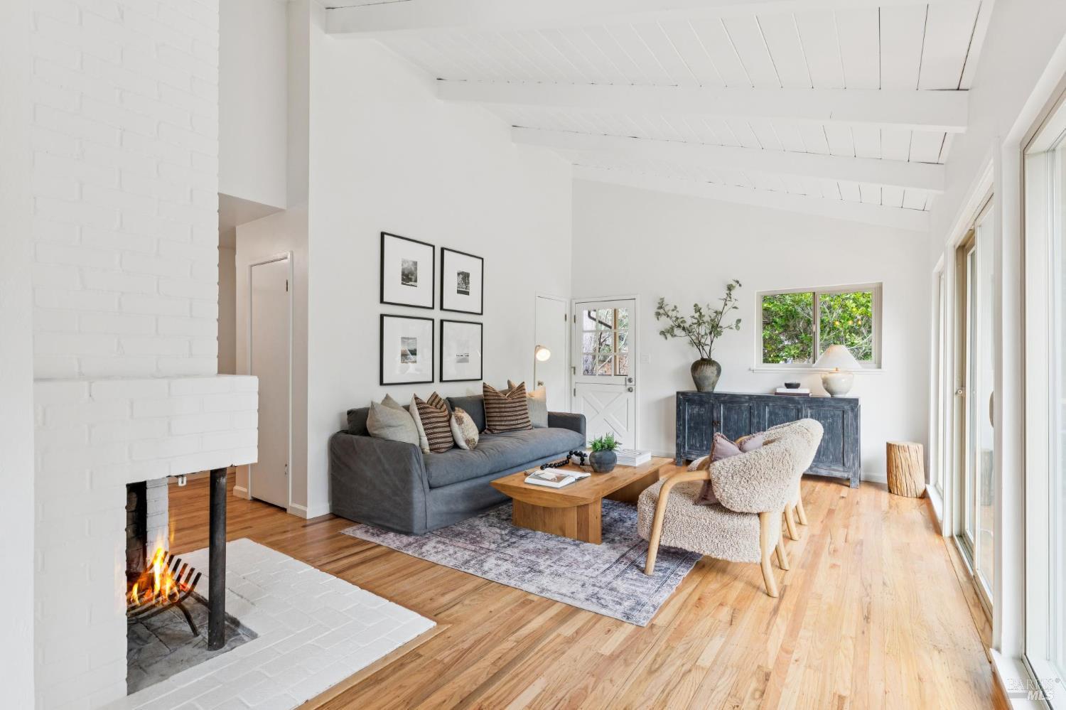 Detail Gallery Image 3 of 62 For 362 Pine Hill Rd, Mill Valley,  CA 94941 - 3 Beds | 2 Baths