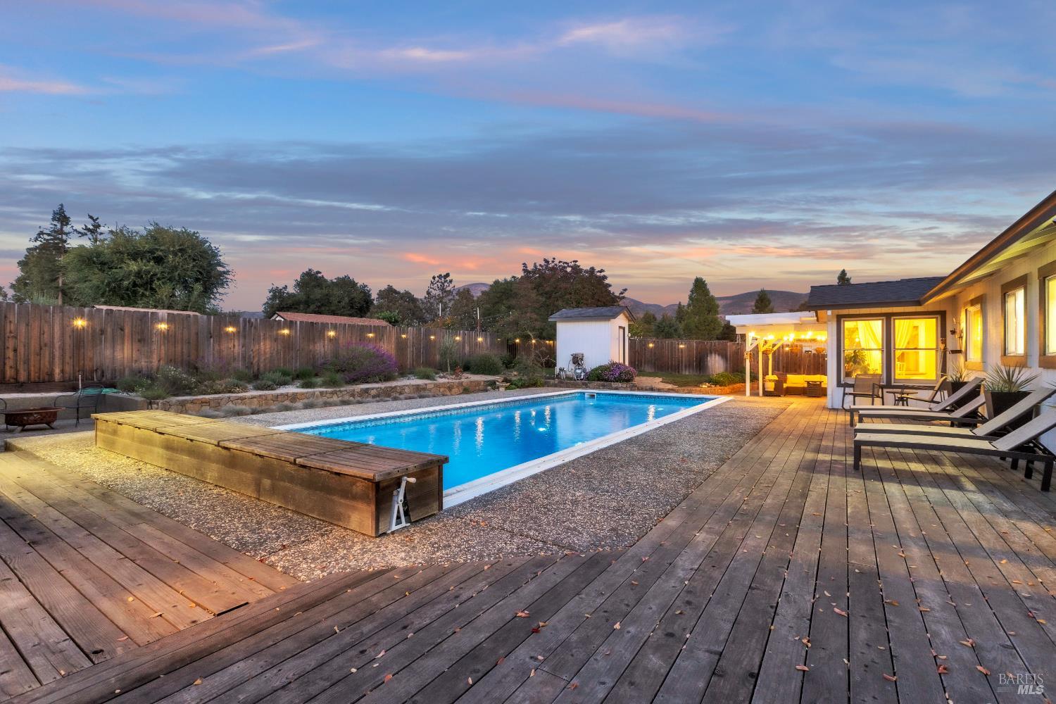 Detail Gallery Image 5 of 53 For 3000 Hagen Rd, Napa,  CA 94558 - 3 Beds | 2 Baths