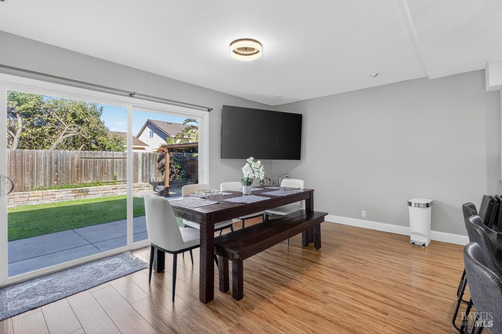 Detail Gallery Image 19 of 62 For 2321 Channing Pl, Fairfield,  CA 94533 - 4 Beds | 2 Baths