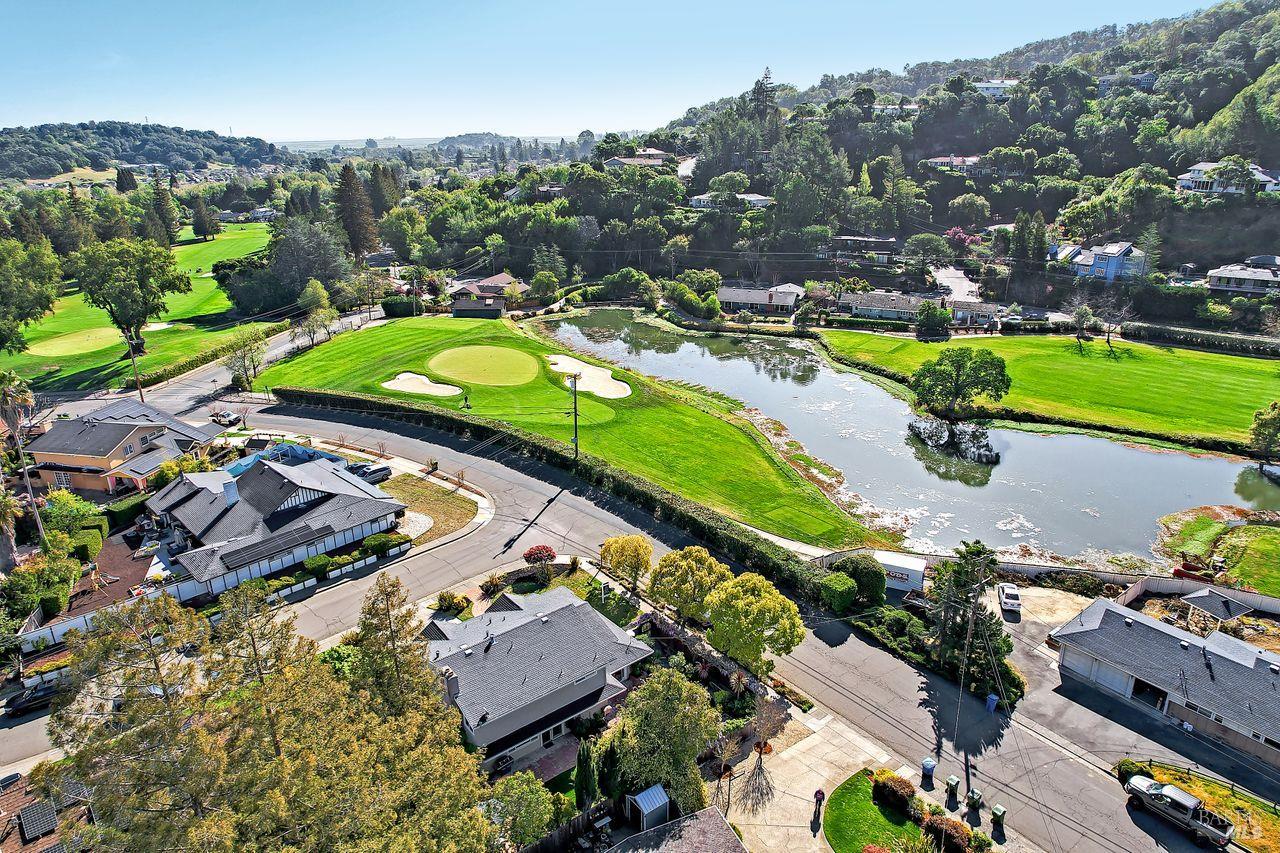 Detail Gallery Image 39 of 40 For 26 Brassie Ct, Novato,  CA 94949 - 5 Beds | 3/1 Baths