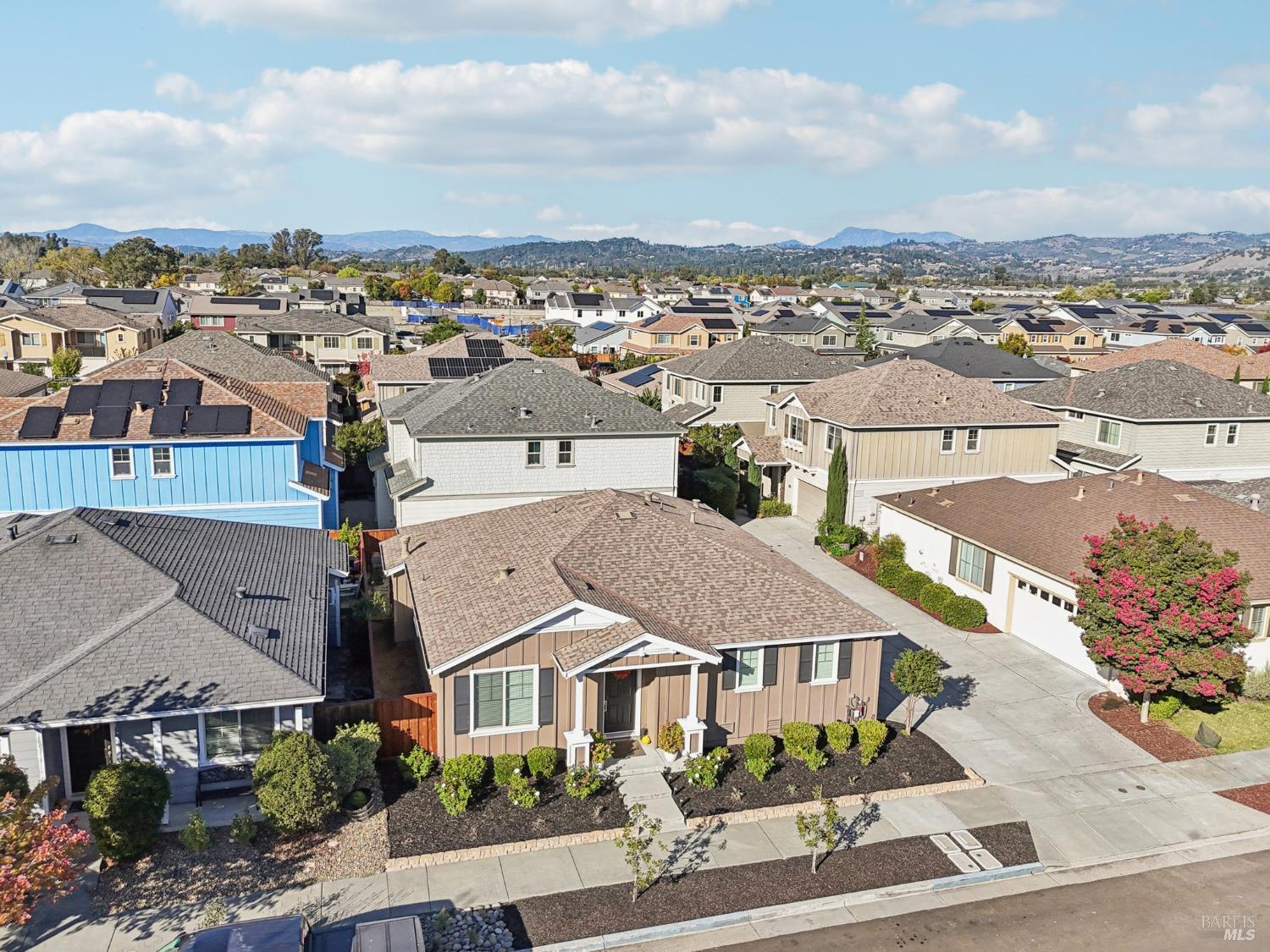 Detail Gallery Image 25 of 26 For 2455 Avignon Cir, Santa Rosa,  CA 95403 - 3 Beds | 2 Baths