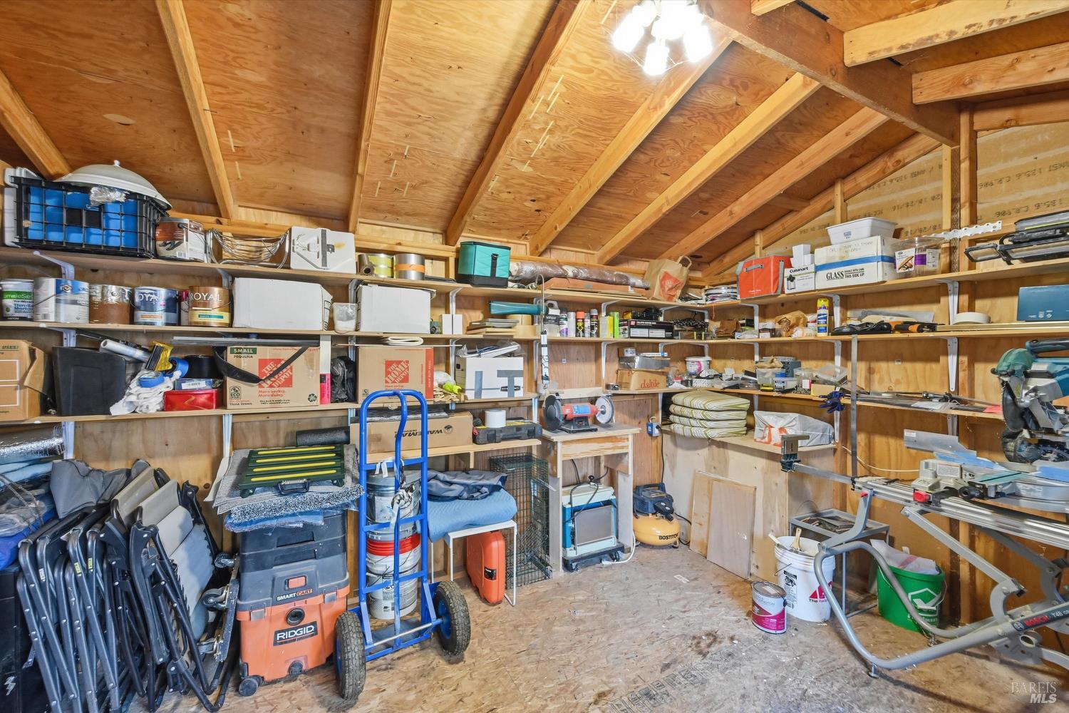 Detail Gallery Image 27 of 44 For 19453 Mountain Mdws, Hidden Valley Lake,  CA 95467 - 3 Beds | 2 Baths