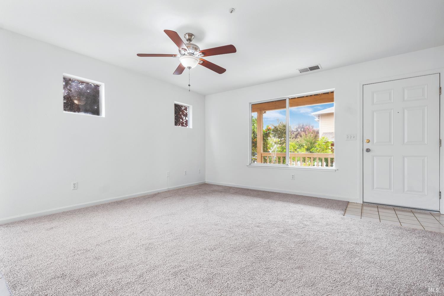 Detail Gallery Image 7 of 30 For 12 Alana Way, Cloverdale,  CA 95425 - 3 Beds | 1/1 Baths