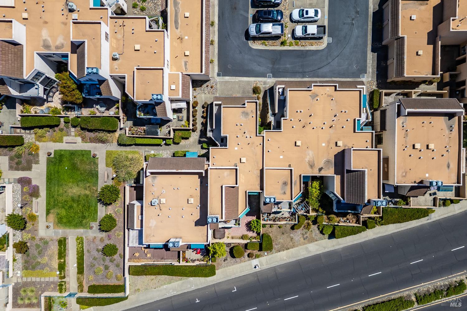 Detail Gallery Image 54 of 56 For 171 Nantucket Ln, Vallejo,  CA 94590 - 1 Beds | 1 Baths