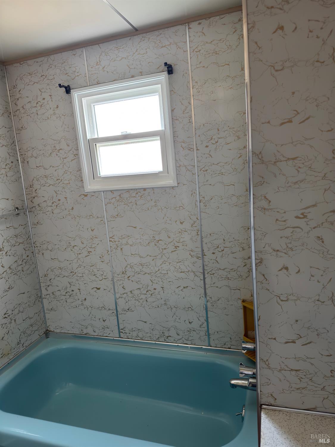 Detail Gallery Image 22 of 24 For 76 Heliotrope St, Vallejo,  CA 94589 - 2 Beds | 2 Baths