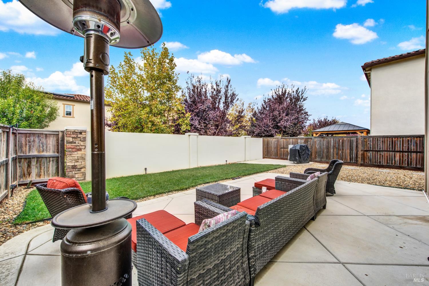 Detail Gallery Image 33 of 46 For 1100 Davidson Ct, Dixon,  CA 95620 - 4 Beds | 3 Baths