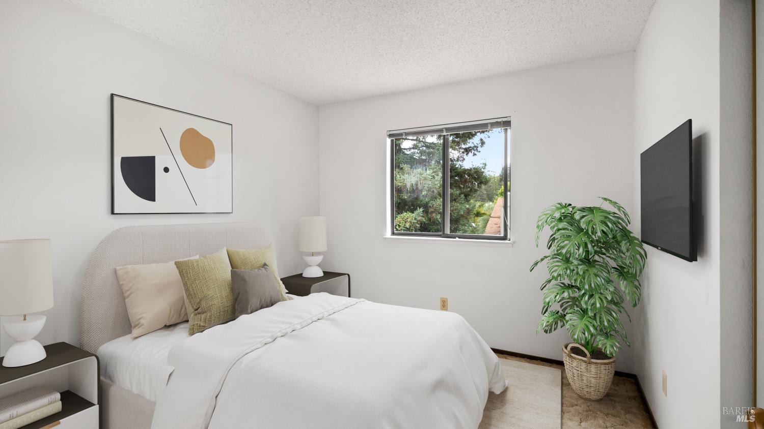 Detail Gallery Image 35 of 49 For 360 Raven Ct, Healdsburg,  CA 95448 - 4 Beds | 2 Baths