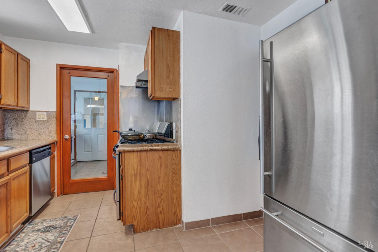 Detail Gallery Image 12 of 24 For 129 S 35th St, Richmond,  CA 94804 - 3 Beds | 1/1 Baths