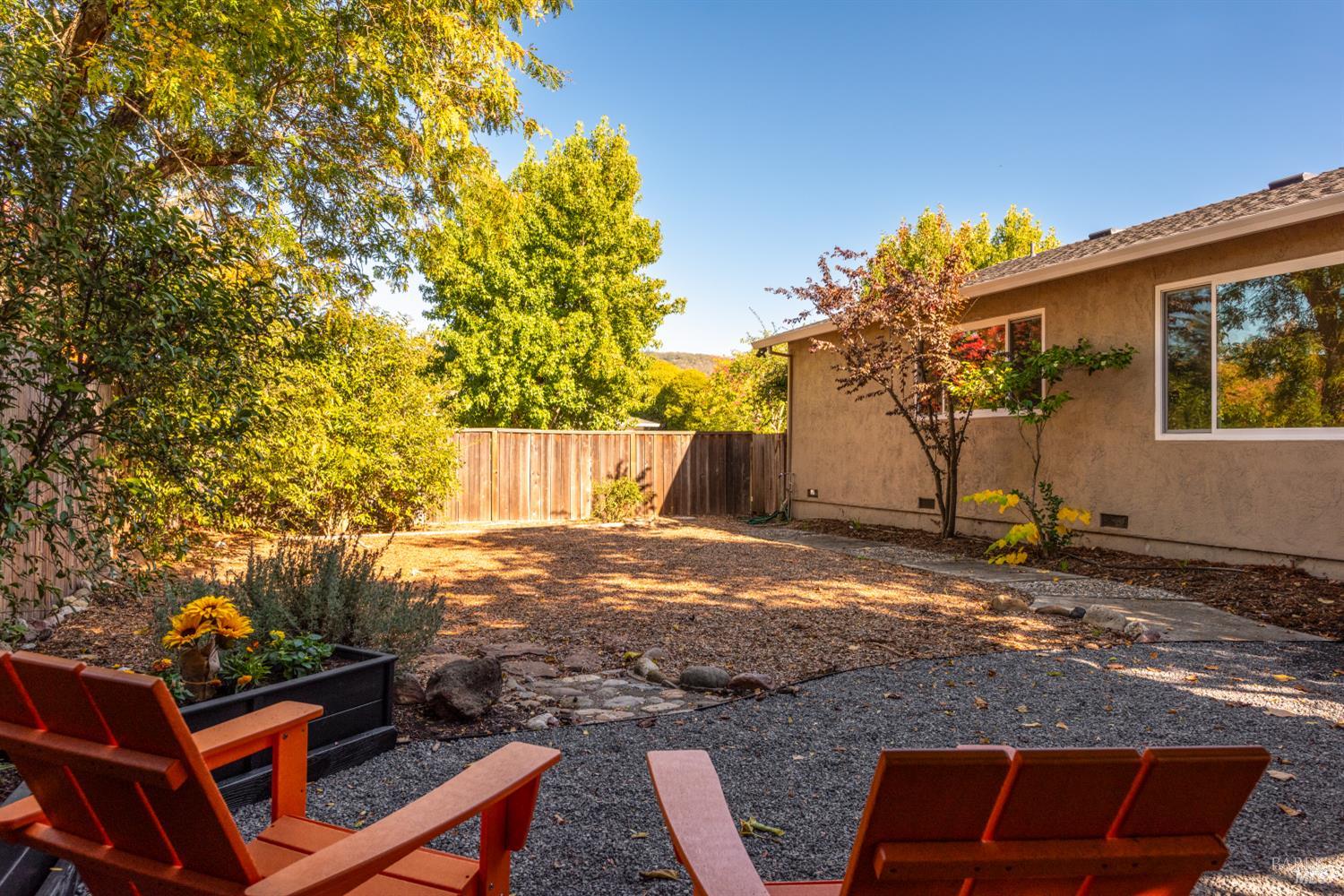 Detail Gallery Image 30 of 35 For 4127 Siskiyou Ave, Santa Rosa,  CA 95405 - 3 Beds | 2 Baths