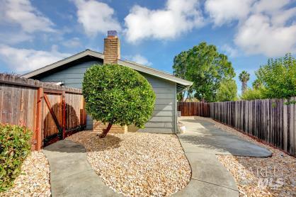 Detail Gallery Image 28 of 28 For 2825 Sundown Cir, Fairfield,  CA 94533 - 2 Beds | 2 Baths