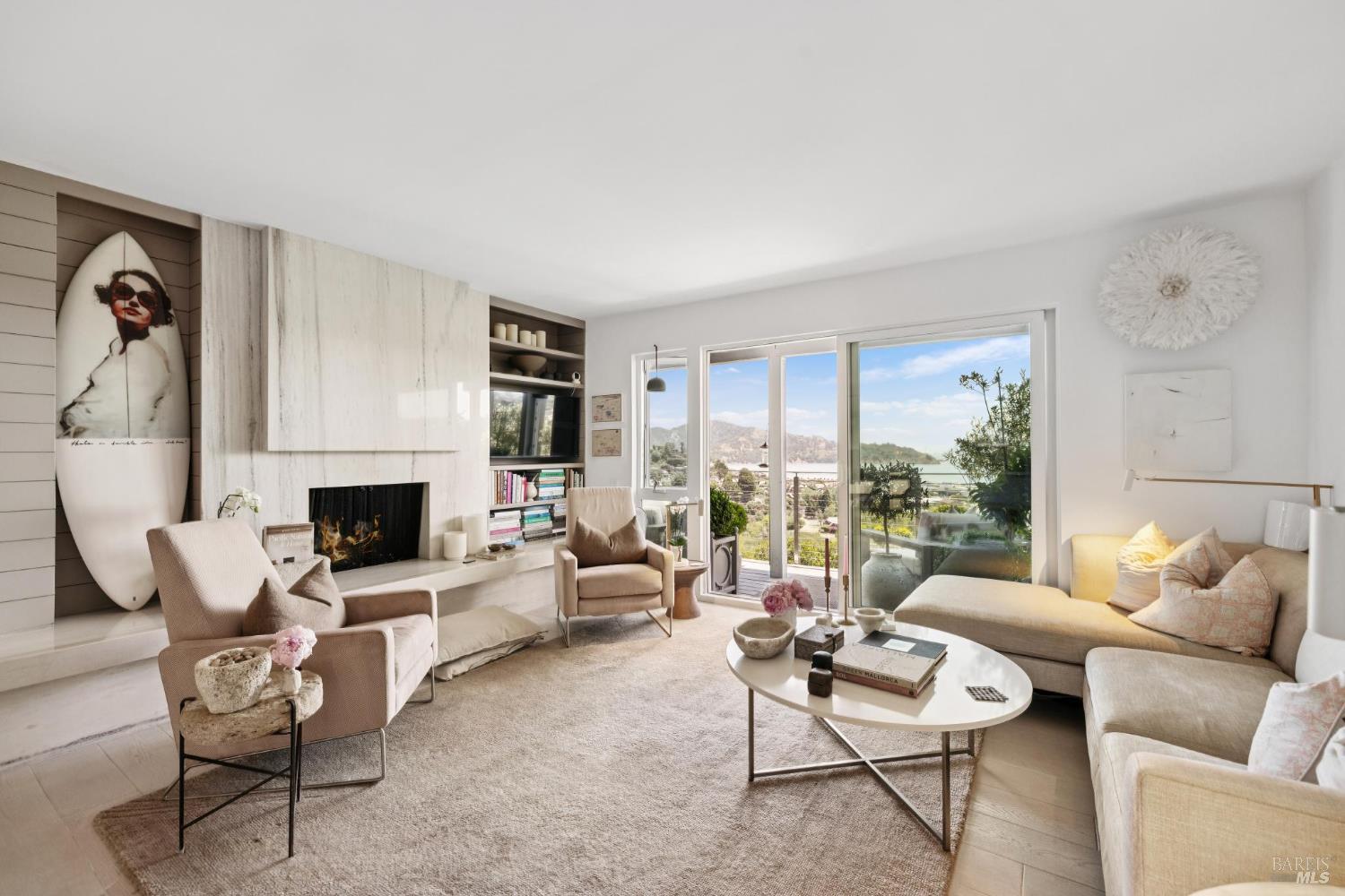 Detail Gallery Image 4 of 27 For 45 Harbor Oak Dr #14,  Tiburon,  CA 94920 - 1 Beds | 1 Baths