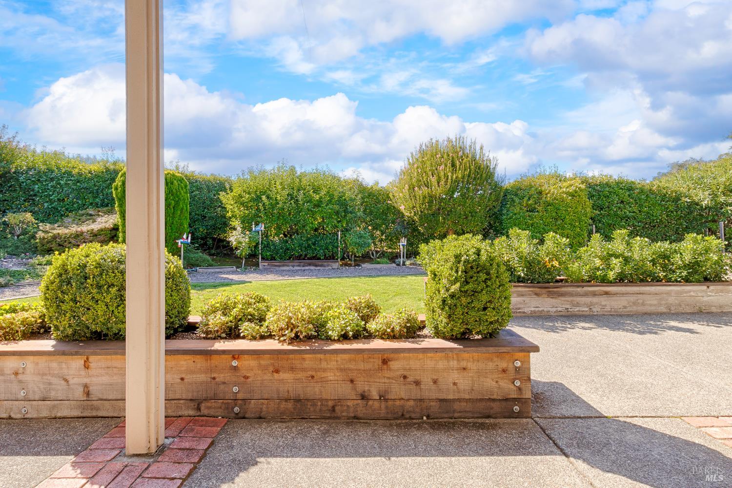 Detail Gallery Image 41 of 56 For 240 Silver Creek Cir, Santa Rosa,  CA 95409 - 3 Beds | 2 Baths